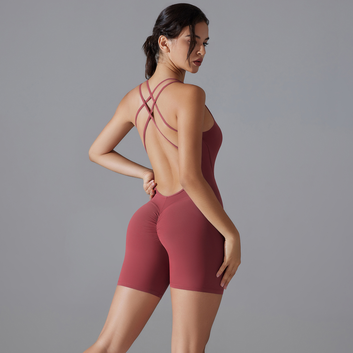Yoga Set Sexy Backless Sportie - Herbal Yoga recensie en prijs
